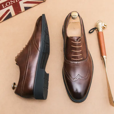 Handcrafted Leather Formal Shoes with Wingtip Detailing